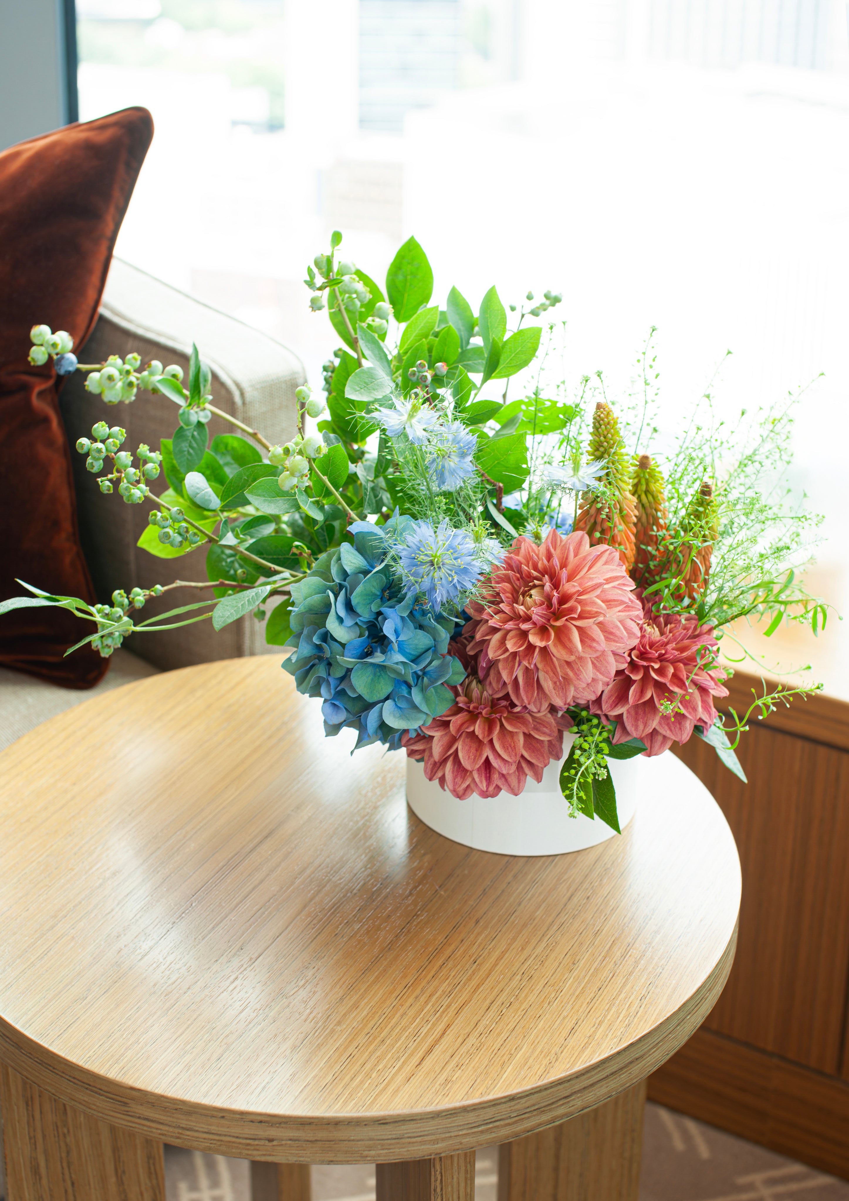 季節のお花おまかせアレンジメントB